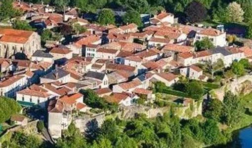 阿拉尔回乡建别墅为什么一定要选专业乡墅公司